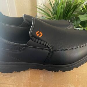 New in box HISEA men’s leather nonslip shoes, Black Slip-On Men's Shoes size 8